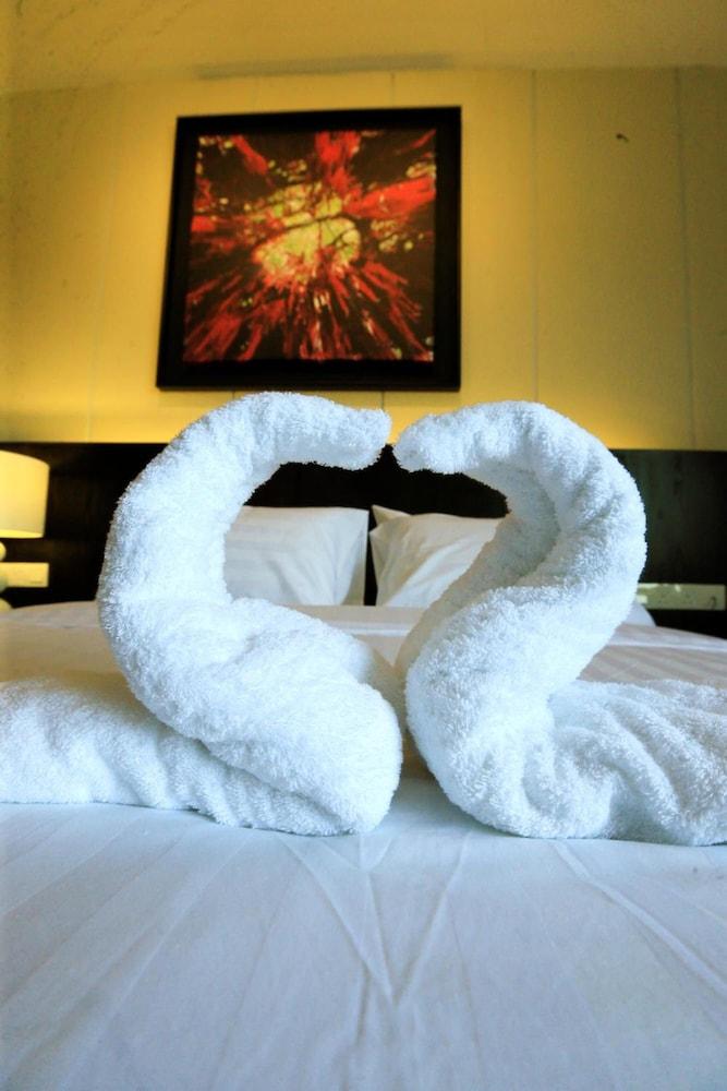 VI Boutique Hotel Kuala Selangor Zewnętrze zdjęcie